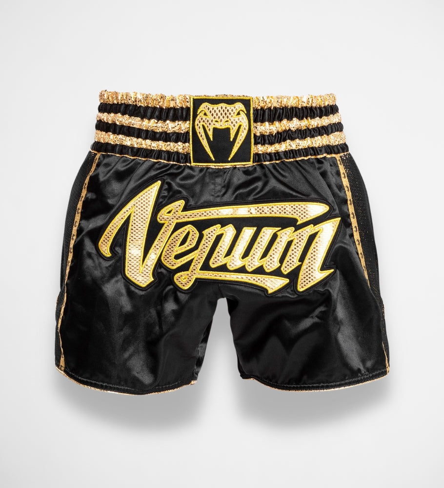 Venum Muay Thai Broekje Absolute 2.0 - Zwart/Goud - Shorts