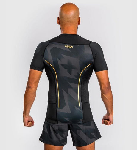 Venum Rashguard Razor Korte Mouwen - Zwart/Goud - Rashguard