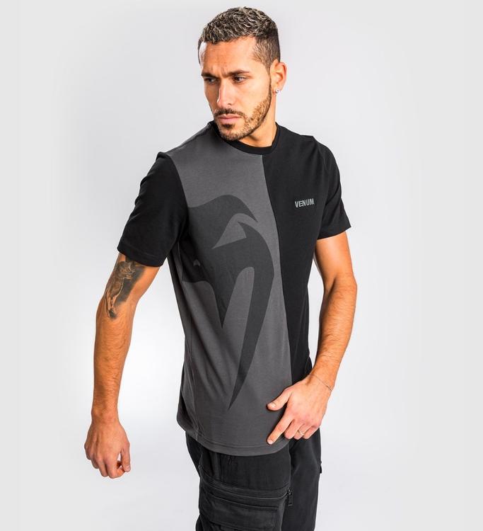 Venum T-shirt Giant Split - Zwart/Grijs - T-Shirt