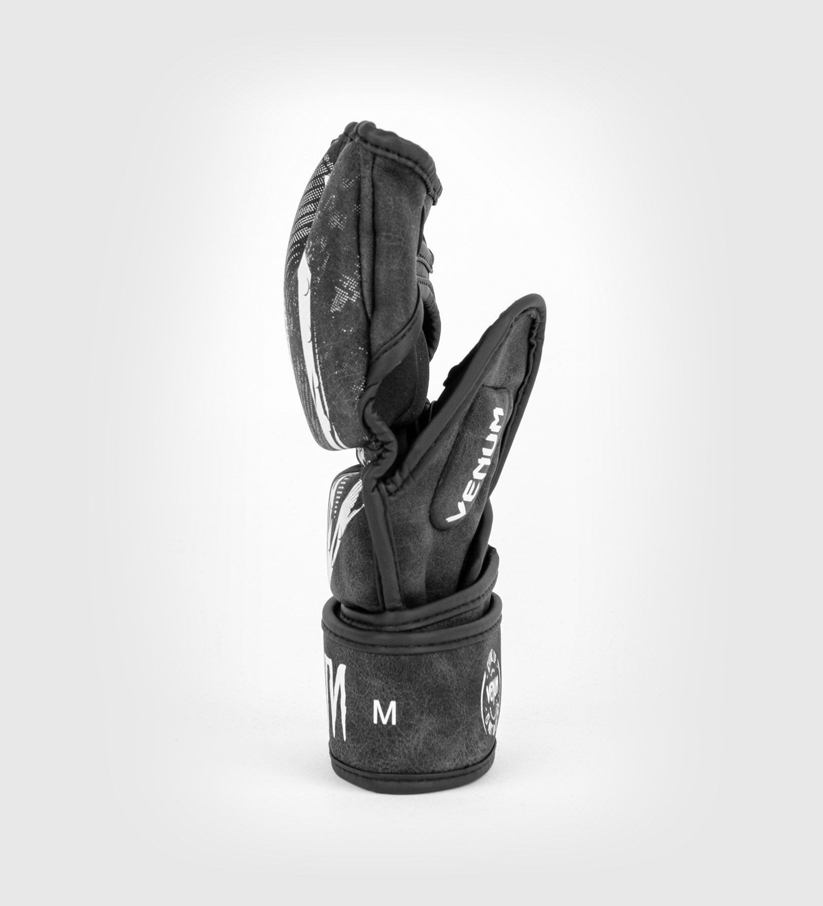 Venum MMA Handschoenen - GLDTR 4.0